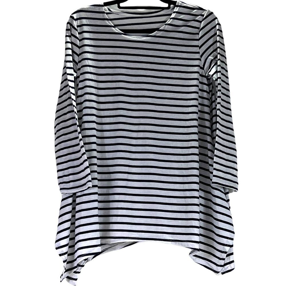 Long Sleeve Asymmetrical Split SharkBite Tee Shirt Tunic Black & White Striped